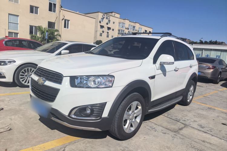 Used Chevrolet Captiva 2017 2.4L Two-Wheel Drive Luxury Edition 7 Seats Exterior 5