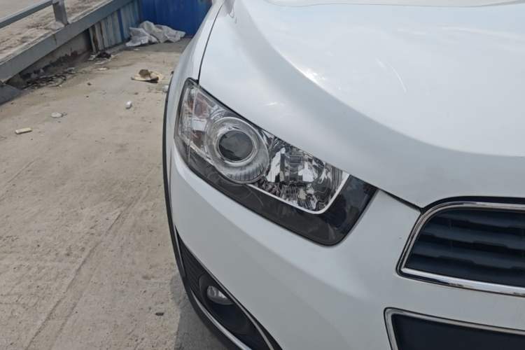Used Chevrolet Captiva 2017 2.4L 4x4 Flagship Edition 7-Seater Exterior 6
