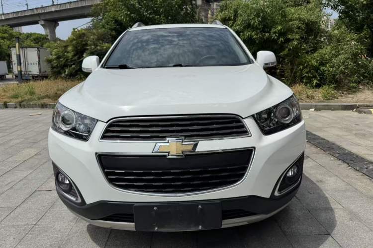 Used Chevrolet Captiva 2017 2.4L Two-Wheel Drive Luxury Edition 7 Seats Exterior 8