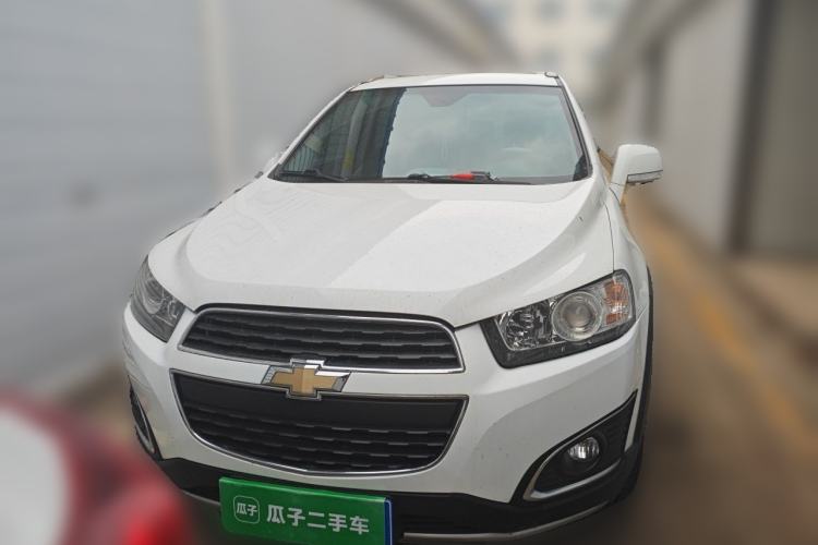 Used Chevrolet Captiva 2017 2.4L 4x4 Flagship Edition 7-Seater Front