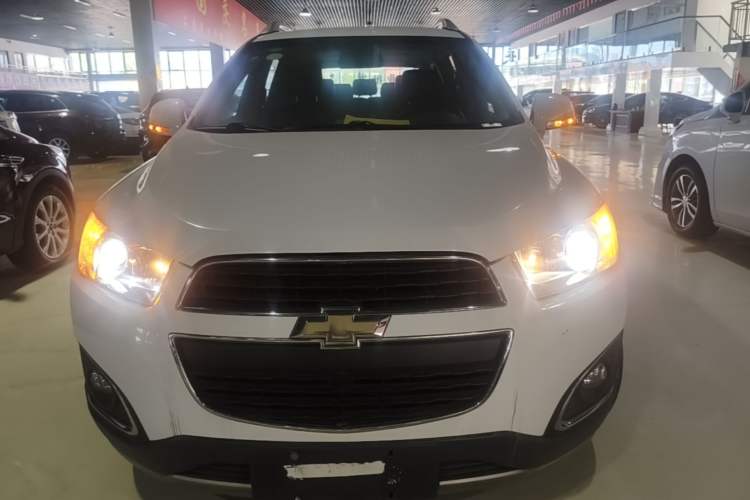 Used Chevrolet Captiva 2017 2.4L Two-Wheel Drive Urban Version 7 Seats Front