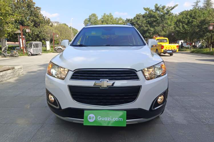Used Chevrolet Captiva 2017 2.4L Two-Wheel Drive Luxury Edition 7 Seats Front