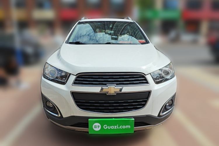Used Chevrolet Captiva 2017 2.4L 4x4 Flagship Edition 7-Seater Front