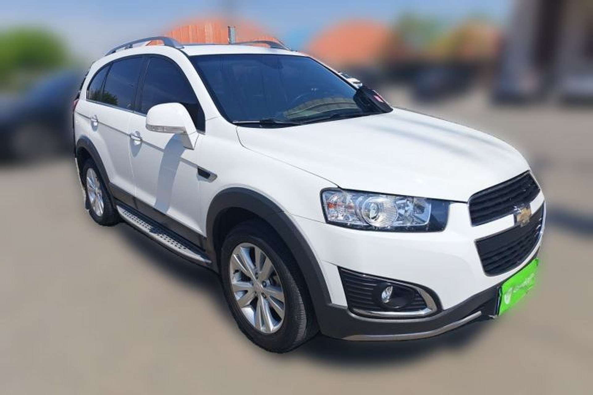 Used Chevrolet Captiva 2017 2.4L 4x4 Flagship Edition 7-Seater Front Right 45 Deg
