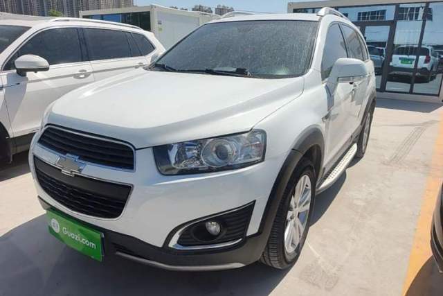 Used Chevrolet Captiva 2017 2.4L 4x4 Flagship Edition 7-Seater