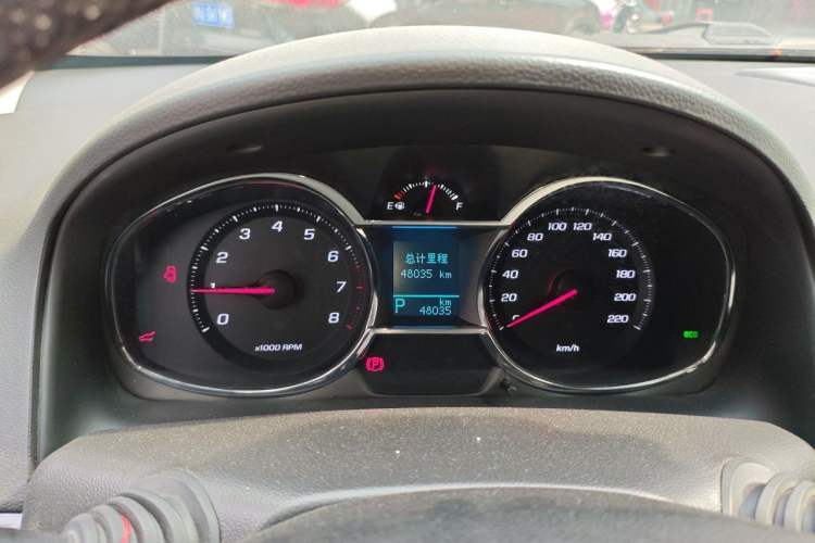 Used Chevrolet Captiva 2017 2.4L Two-Wheel Drive Luxury Edition 7 Seats Instrument Cluster