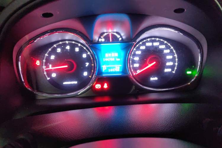 Used Chevrolet Captiva 2017 2.4L Two-Wheel Drive Luxury Edition 7 Seats Instrument Cluster