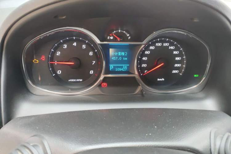 Used Chevrolet Captiva 2017 2.4L Two-Wheel Drive Luxury Edition 7 Seats Instrument Cluster
