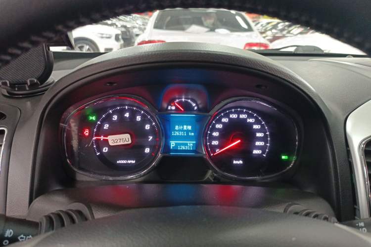 Used Chevrolet Captiva 2017 2.4L 4x4 Flagship Edition 7-Seater Instrument Cluster