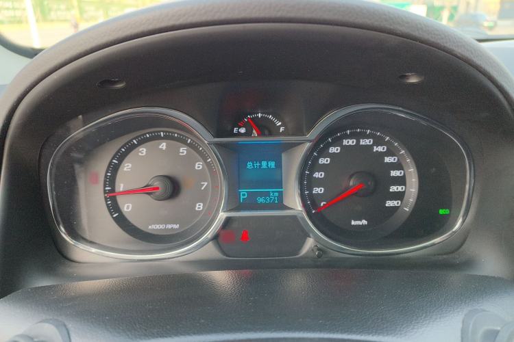 Used Chevrolet Captiva 2017 2.4L 4x4 Flagship Edition 7-Seater Instrument Cluster