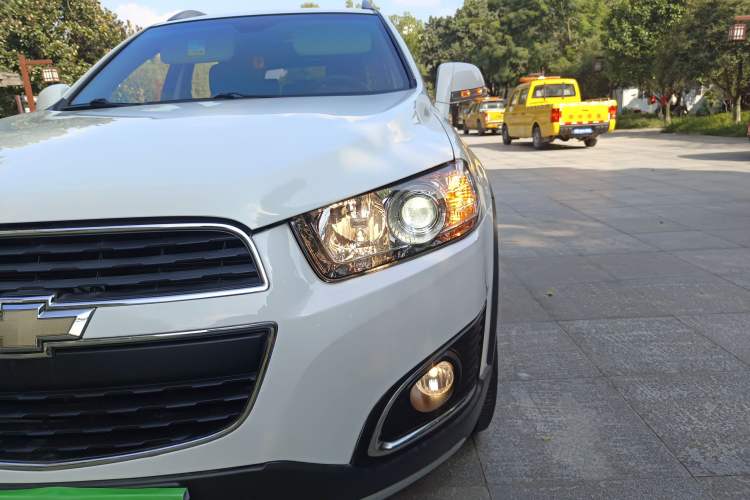 Used Chevrolet Captiva 2017 2.4L Two-Wheel Drive Luxury Edition 7 Seats Left Front Headlight