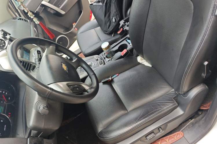 Used Chevrolet Captiva 2017 2.4L Two-Wheel Drive Luxury Edition 7 Seats Left Front Seat