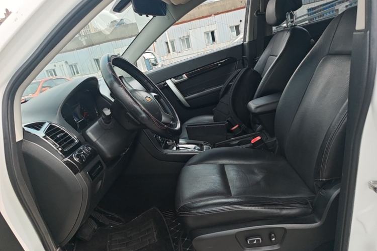 Used Chevrolet Captiva 2017 2.4L 4x4 Flagship Edition 7-Seater Left Front Seat