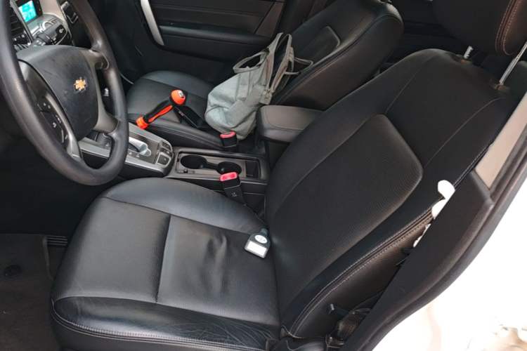 Used Chevrolet Captiva 2017 2.4L Two-Wheel Drive Luxury Edition 7 Seats Left Front Seat