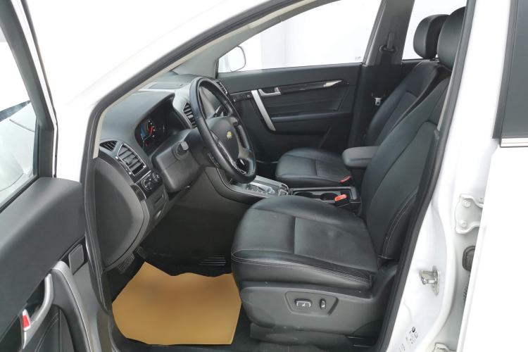 Used Chevrolet Captiva 2017 2.4L 4x4 Flagship Edition 7-Seater Left Front Seat