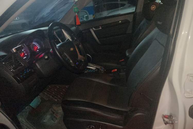 Used Chevrolet Captiva 2017 2.4L 4x4 Flagship Edition 7-Seater Left Front Seat