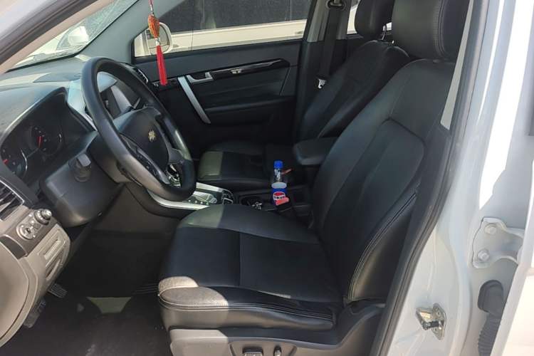 Used Chevrolet Captiva 2017 2.4L 4x4 Flagship Edition 7-Seater Left Front Seat
