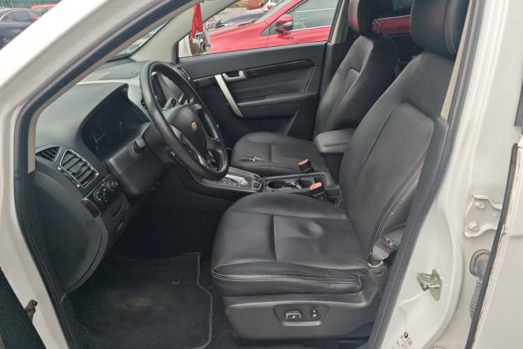 Used Chevrolet Captiva 2017 2.4L Two-Wheel Drive Luxury Edition 7 Seats Left Front Seat