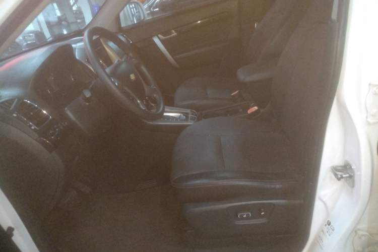 Used Chevrolet Captiva 2017 2.4L Two-Wheel Drive Luxury Edition 7 Seats Left Front Seat