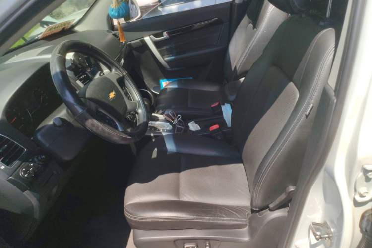 Used Chevrolet Captiva 2017 2.4L Two-Wheel Drive Luxury Edition 7 Seats Left Front Seat
