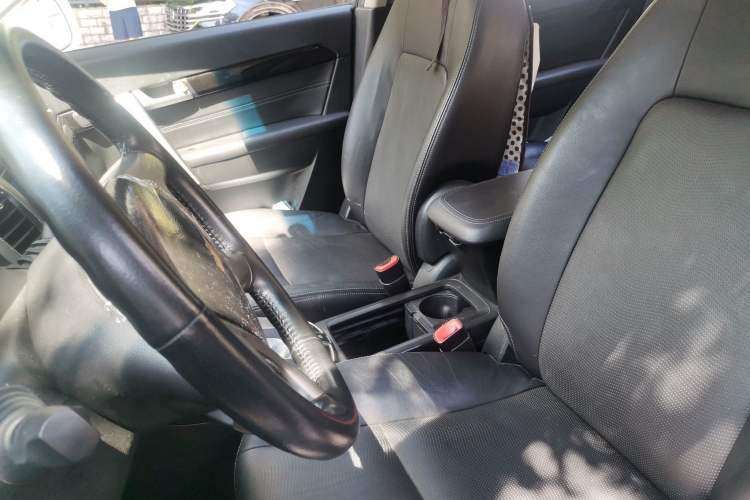 Used Chevrolet Captiva 2017 2.4L 4x4 Flagship Edition 7-Seater Left Front Seat