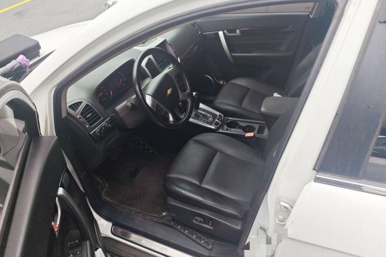Used Chevrolet Captiva 2017 2.4L 4x4 Flagship Edition 7-Seater Left Front Seat