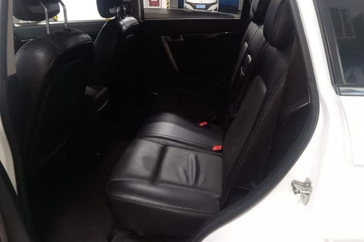 Used Chevrolet Captiva 2017 2.4L Two-Wheel Drive Luxury Edition 7 Seats Left Rear Seat