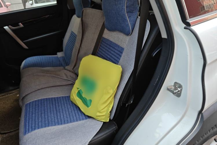 Used Chevrolet Captiva 2017 2.4L 4x4 Flagship Edition 7-Seater Left Rear Seat