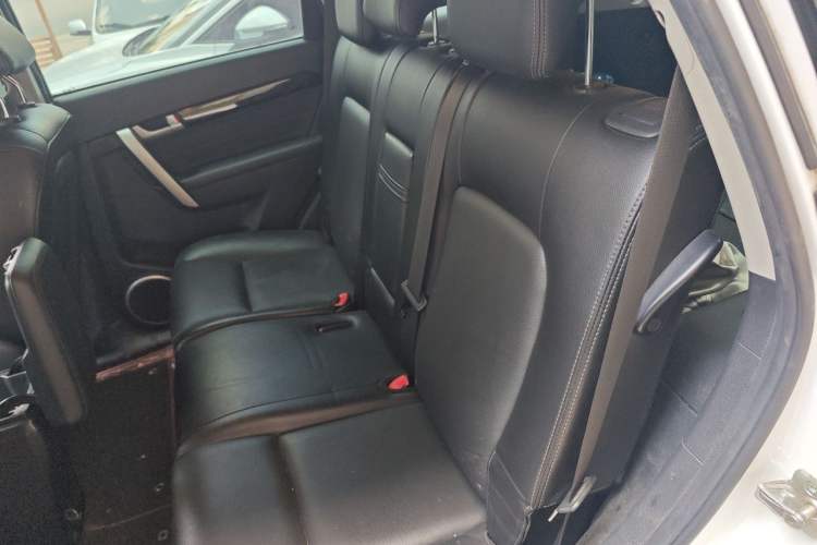 Used Chevrolet Captiva 2017 2.4L Two-Wheel Drive Luxury Edition 7 Seats Left Rear Seat