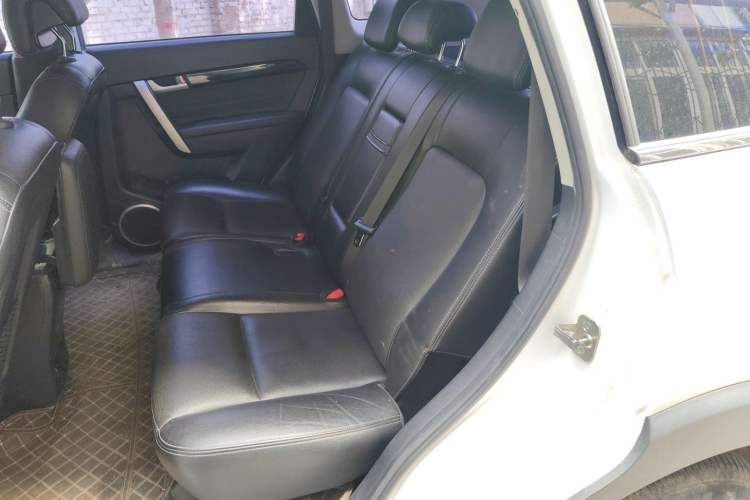 Used Chevrolet Captiva 2017 2.4L Two-Wheel Drive Luxury Edition 7 Seats Left Rear Seat
