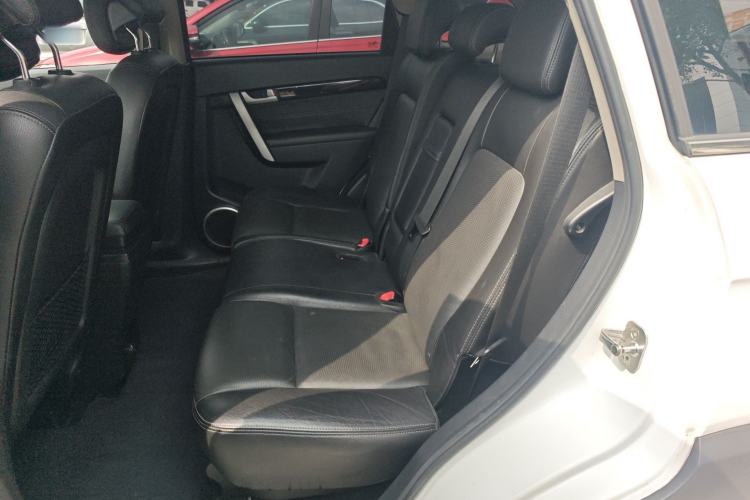 Used Chevrolet Captiva 2017 2.4L Two-Wheel Drive Luxury Edition 7 Seats Left Rear Seat