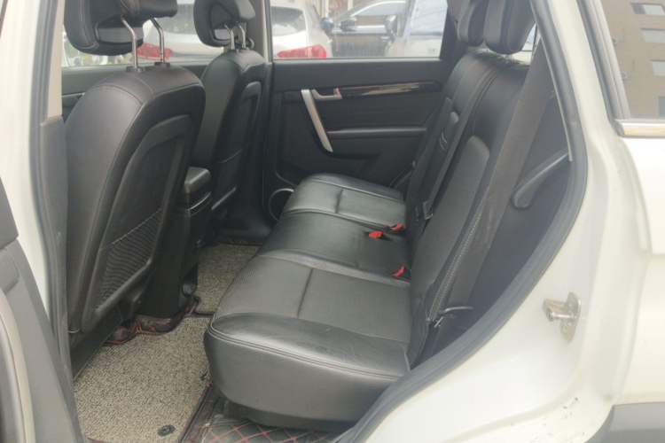 Used Chevrolet Captiva 2017 2.4L 4x4 Flagship Edition 7-Seater Left Rear Seat