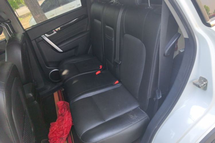 Used Chevrolet Captiva 2017 2.4L Two-Wheel Drive Urban Version 7 Seats Left Rear Seat