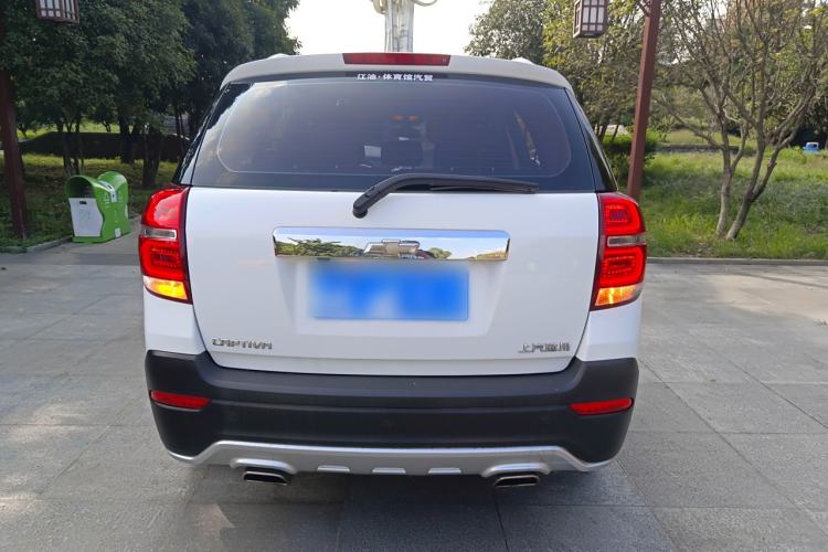Used Chevrolet Captiva 2017 2.4L Two-Wheel Drive Luxury Edition 7 Seats Rear