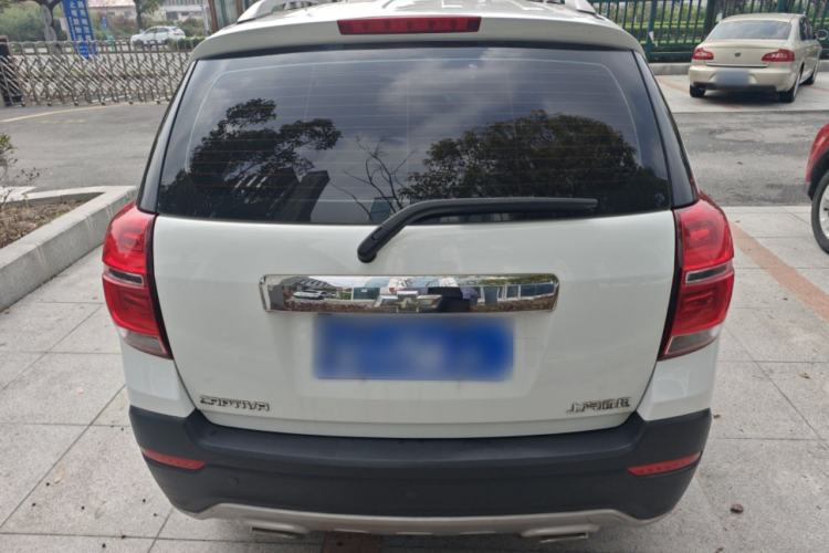 Used Chevrolet Captiva 2017 2.4L Two-Wheel Drive Luxury Edition 7 Seats Rear