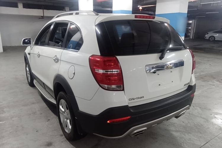Used Chevrolet Captiva 2017 2.4L Two-Wheel Drive Luxury Edition 7 Seats Rear Left 45 Deg