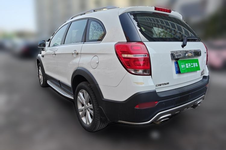 Used Chevrolet Captiva 2017 2.4L 4x4 Flagship Edition 7-Seater Rear Left 45 Deg