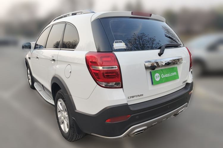 Used Chevrolet Captiva 2017 2.4L Two-Wheel Drive Luxury Edition 7 Seats Rear Left 45 Deg