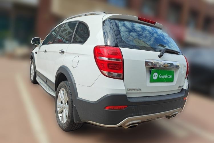 Used Chevrolet Captiva 2017 2.4L 4x4 Flagship Edition 7-Seater Rear Left 45 Deg