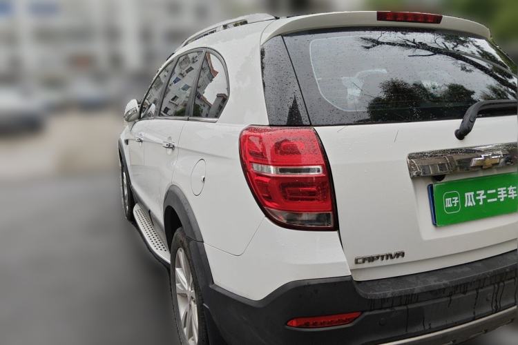 Used Chevrolet Captiva 2017 2.4L 4x4 Flagship Edition 7-Seater Rear Left 45 Deg