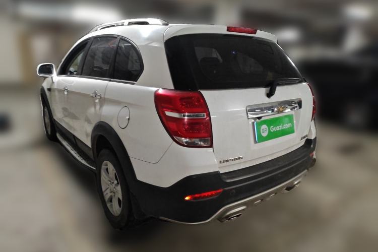 Used Chevrolet Captiva 2017 2.4L Two-Wheel Drive Luxury Edition 7 Seats Rear Left 45 Deg