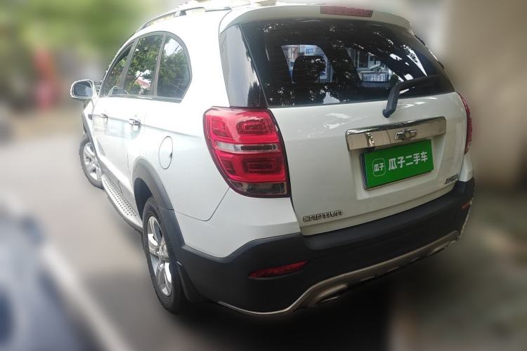 Used Chevrolet Captiva 2017 2.4L Two-Wheel Drive Luxury Edition 7 Seats Rear Left 45 Deg