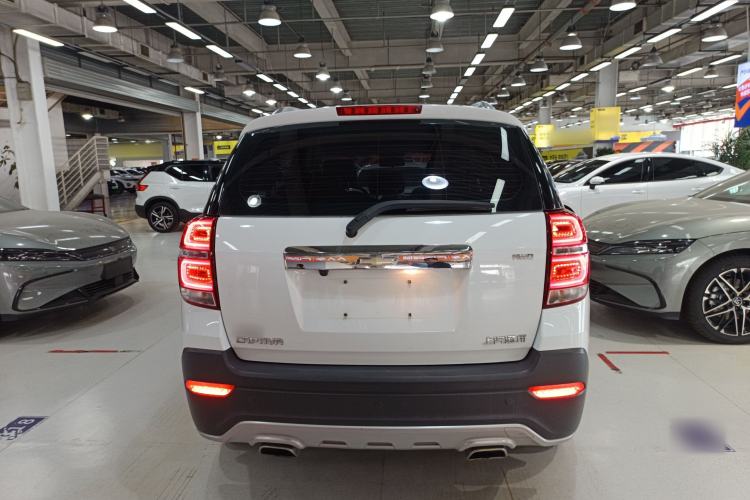Used Chevrolet Captiva 2017 2.4L 4x4 Flagship Edition 7-Seater Rear