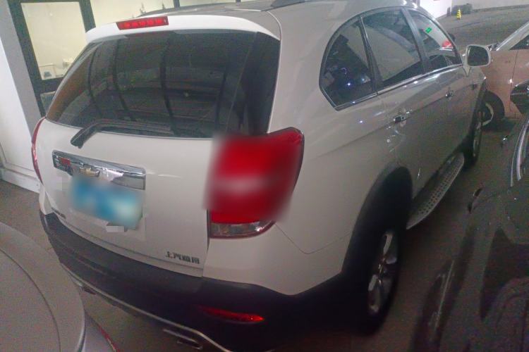 Used Chevrolet Captiva 2017 2.4L Two-Wheel Drive Luxury Edition 7 Seats Rear Right 45 Deg