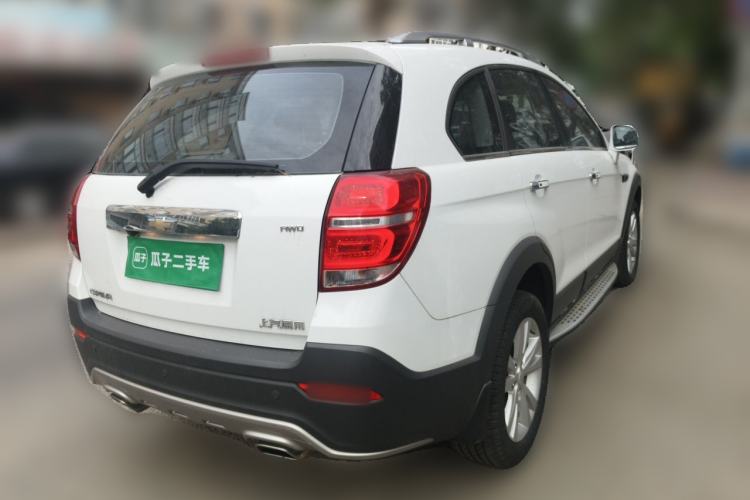Used Chevrolet Captiva 2017 2.4L 4x4 Flagship Edition 7-Seater Rear Right 45 Deg
