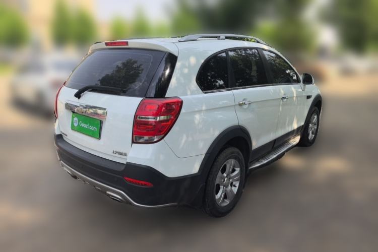 Used Chevrolet Captiva 2017 2.4L Two-Wheel Drive Urban Version 7 Seats Rear Right 45 Deg