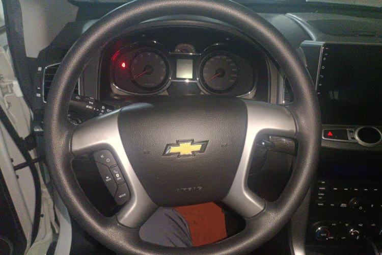 Used Chevrolet Captiva 2017 2.4L Two-Wheel Drive Luxury Edition 7 Seats Steering Wheel