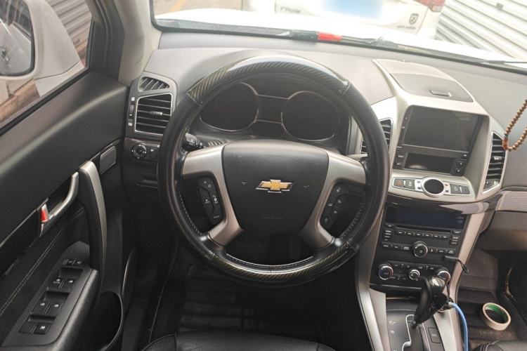 Used Chevrolet Captiva 2017 2.4L 4x4 Flagship Edition 7-Seater Steering Wheel
