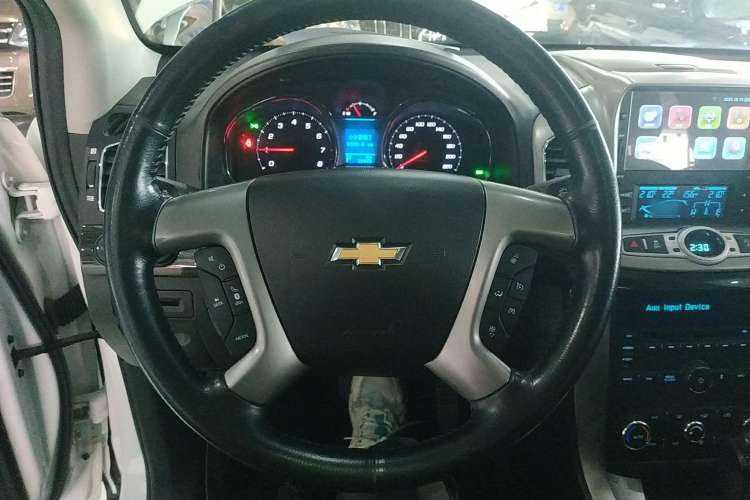 Used Chevrolet Captiva 2017 2.4L 4x4 Flagship Edition 7-Seater Steering Wheel