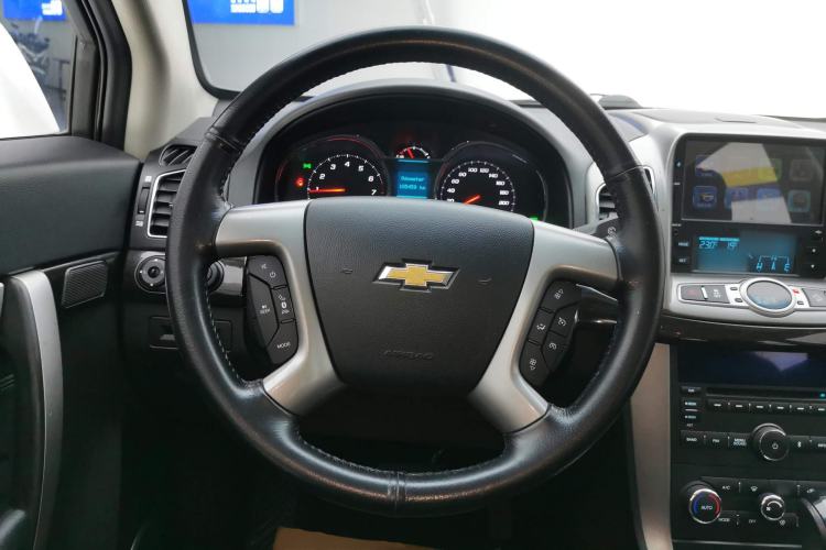 Used Chevrolet Captiva 2017 2.4L 4x4 Flagship Edition 7-Seater Steering Wheel